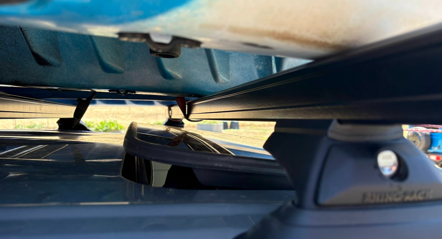 Toyota 200 Series with fourth roof load bar clearing sunroof