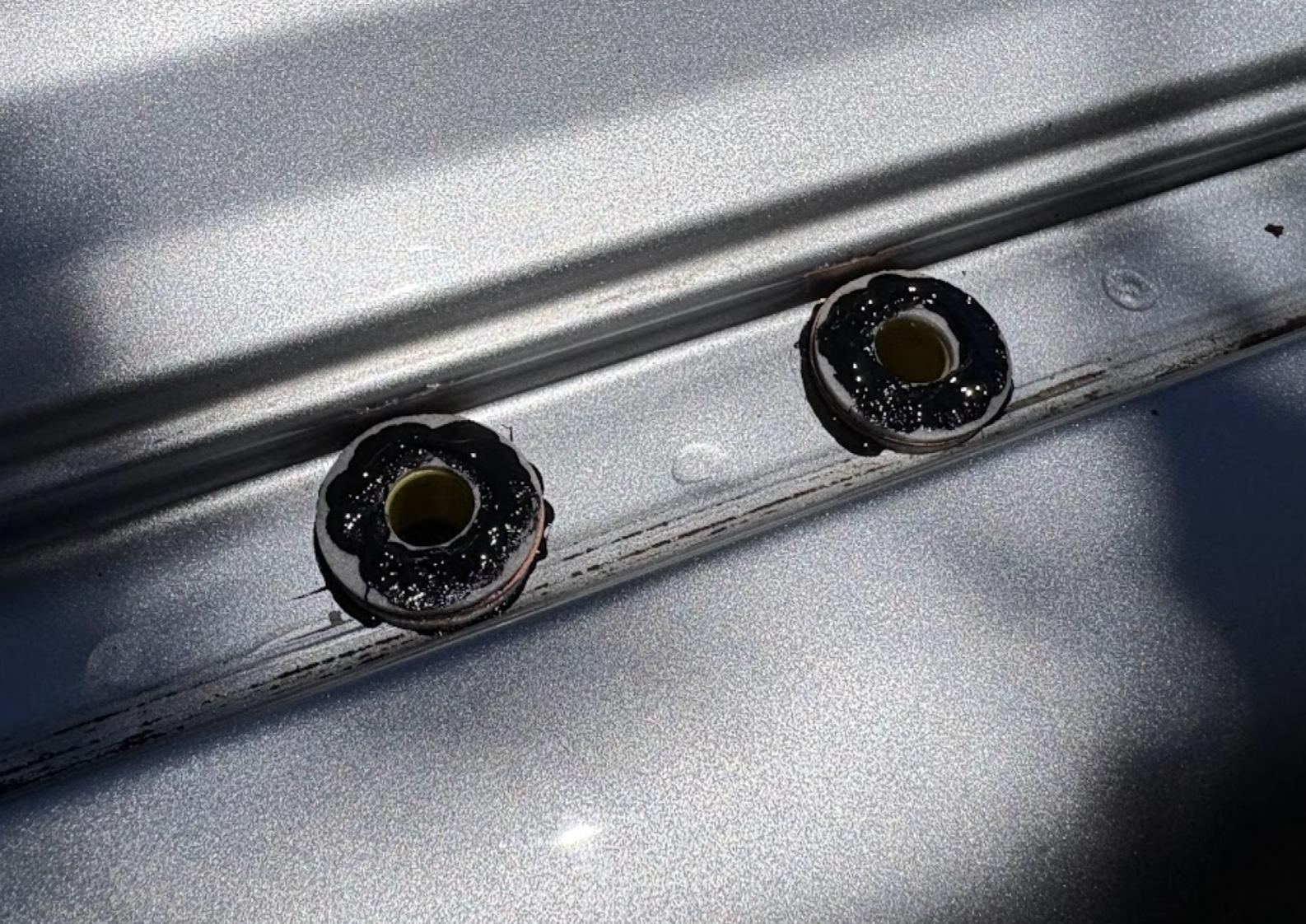 Toyota 200 Series RCP mounts install sealing washers